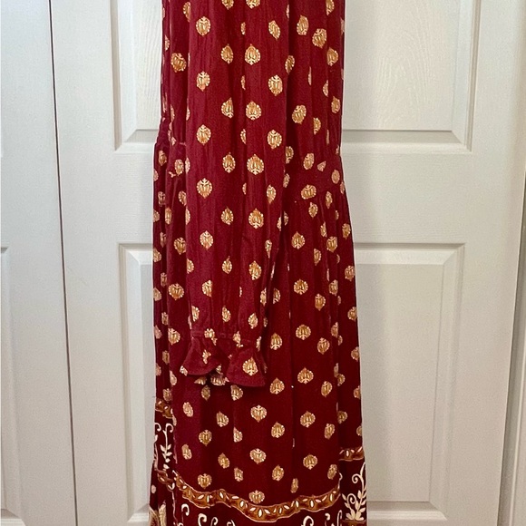 Wonderly Burgundy Patterned Long Sleeve Dress - Picture 4 of 9